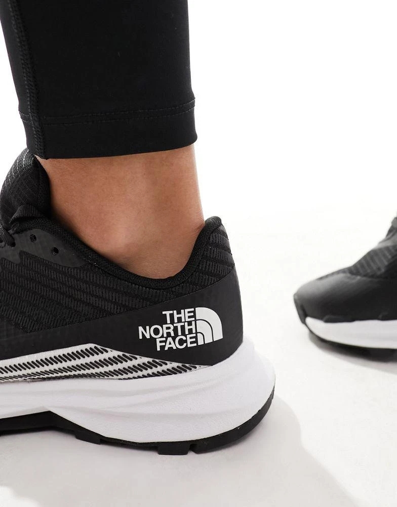 商品The North Face|The North Face Running VECTIV Levitum trail trainers in black and white,价格¥755,第4张图片详细描述