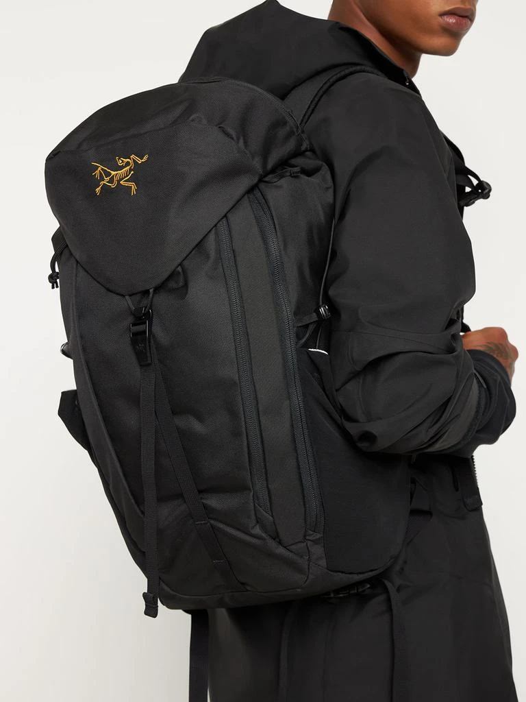 商品Arc'teryx|20l Mantis Backpack,价格¥1281,第1张图片详细描述