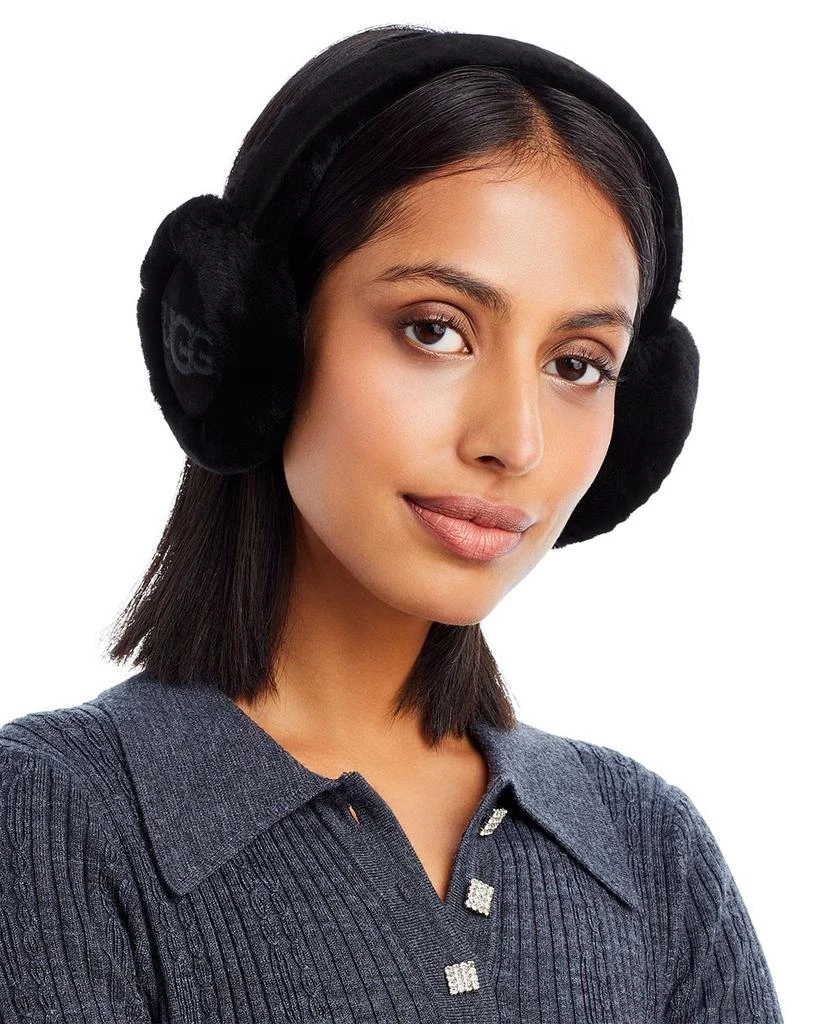 商品UGG|Embroidered Logo Shearling Earmuffs,价格¥614,第1张图片
