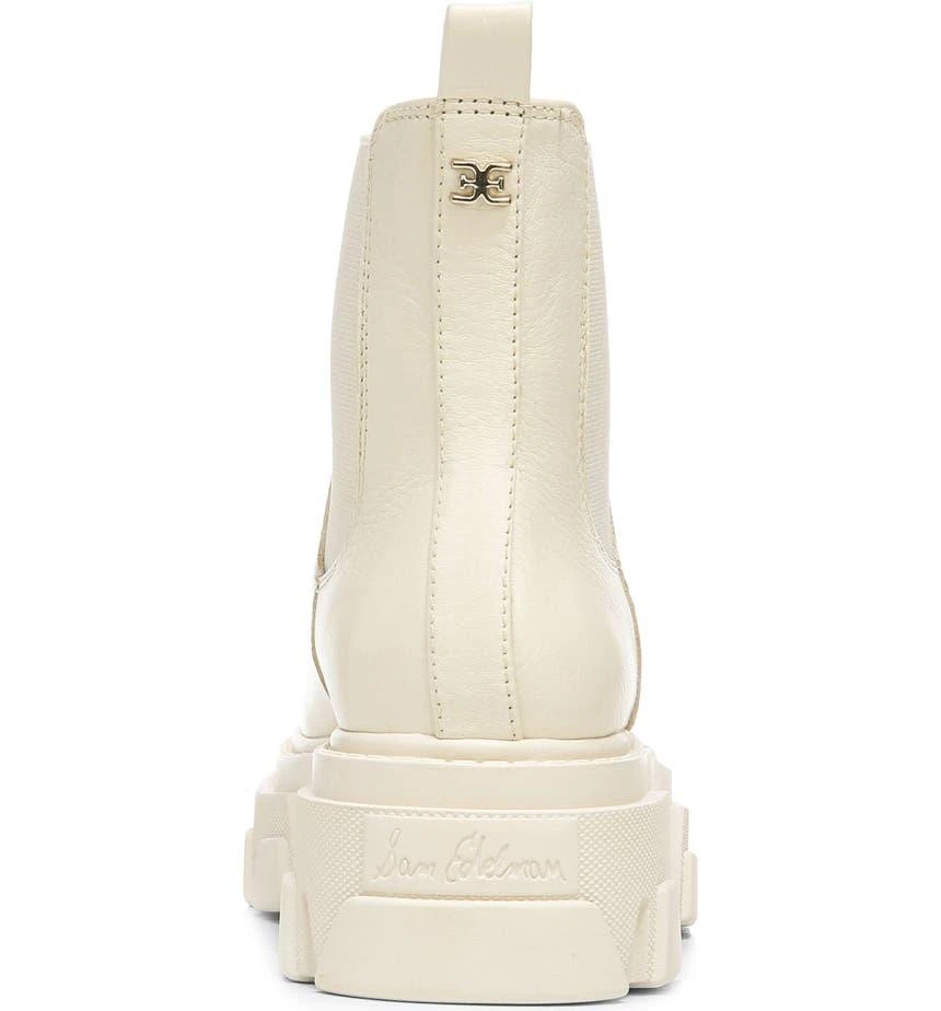 Daelyn Lug Sole Short Boot 商品