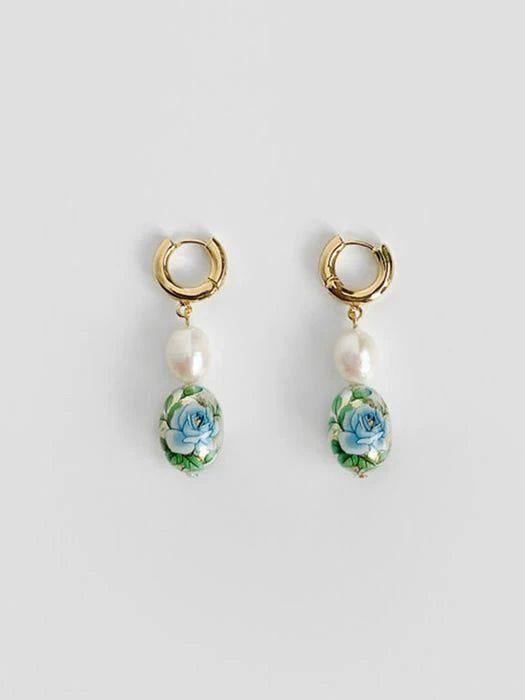 商品FANTASTIC PLANET|Rose Pearl Earrings_3colors,价格¥544,第3张图片详细描述