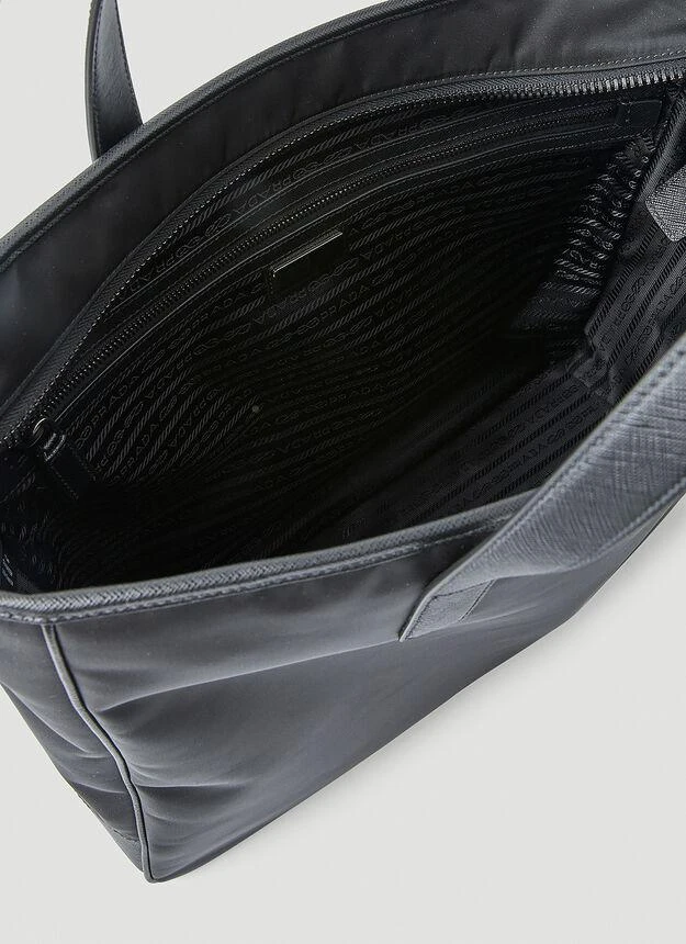 Re-Nylon Tote Bag in Black 商品