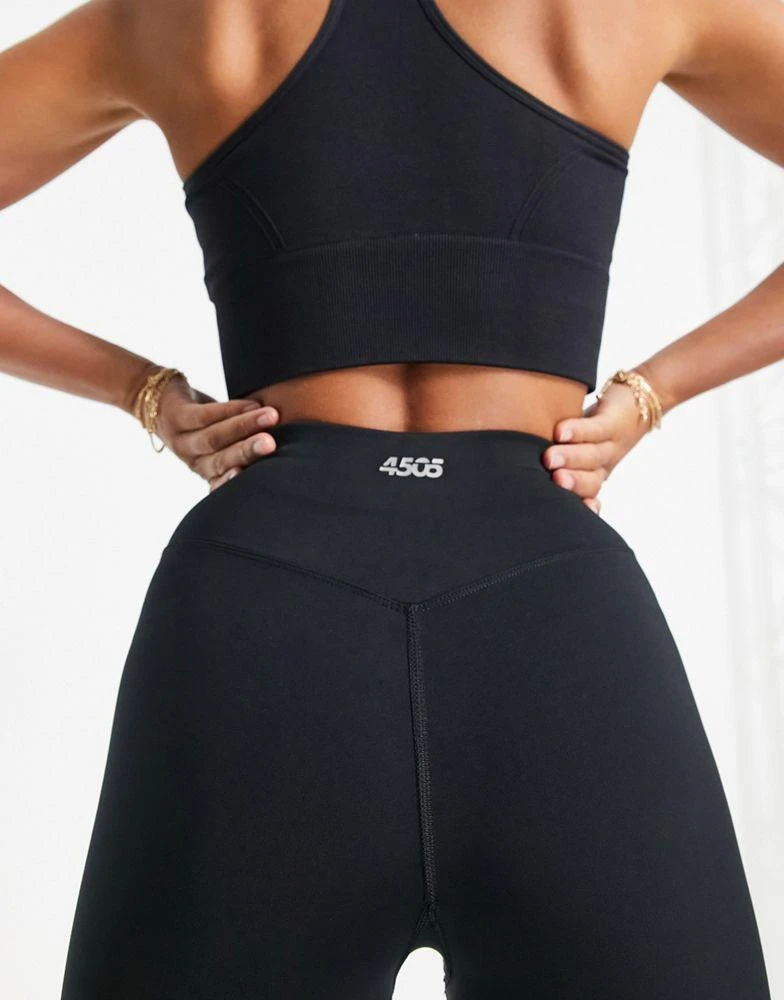 商品ASOS|ASOS 4505 Petite Icon 8 inch legging short with bum sculpt detail in black,价格¥73,第3张图片详细描述