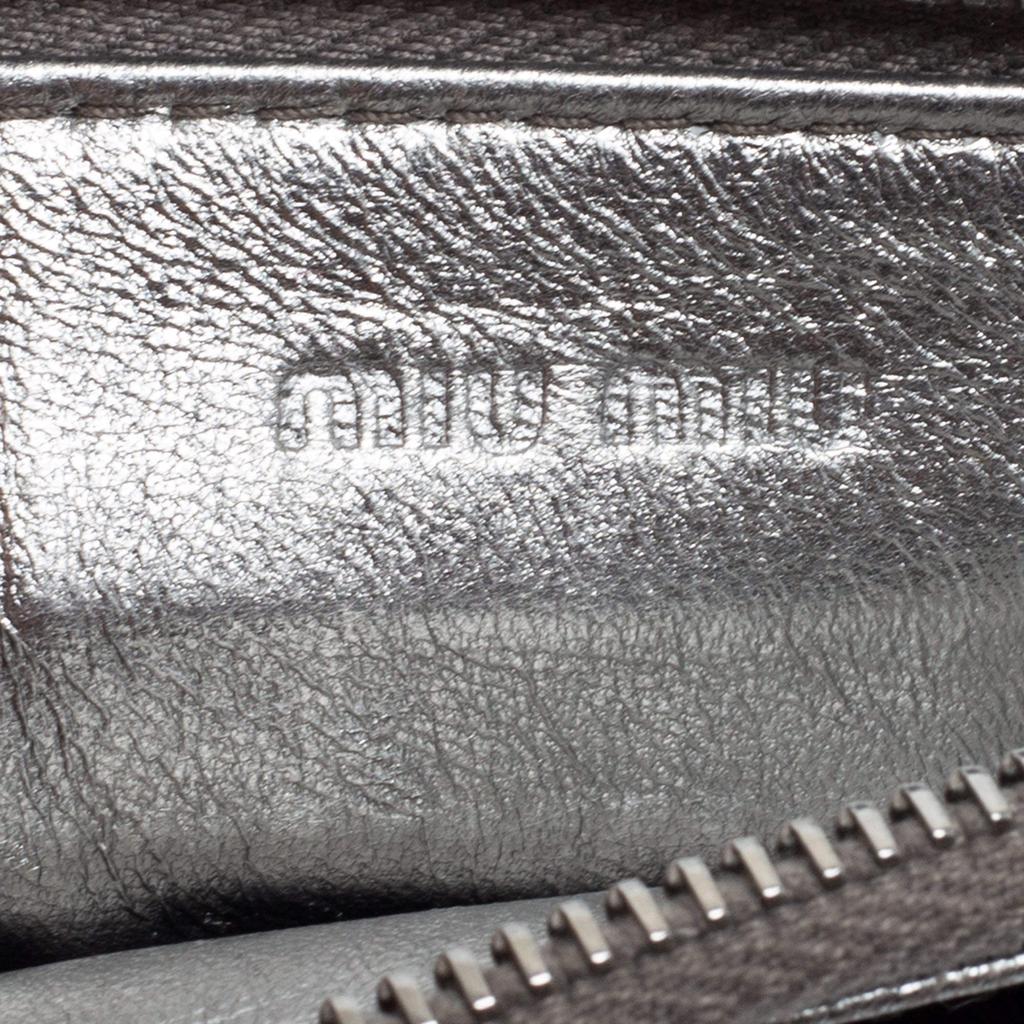Miu Miu Metallic Silver Leather Zip Card Holder商品第9张图片规格展示