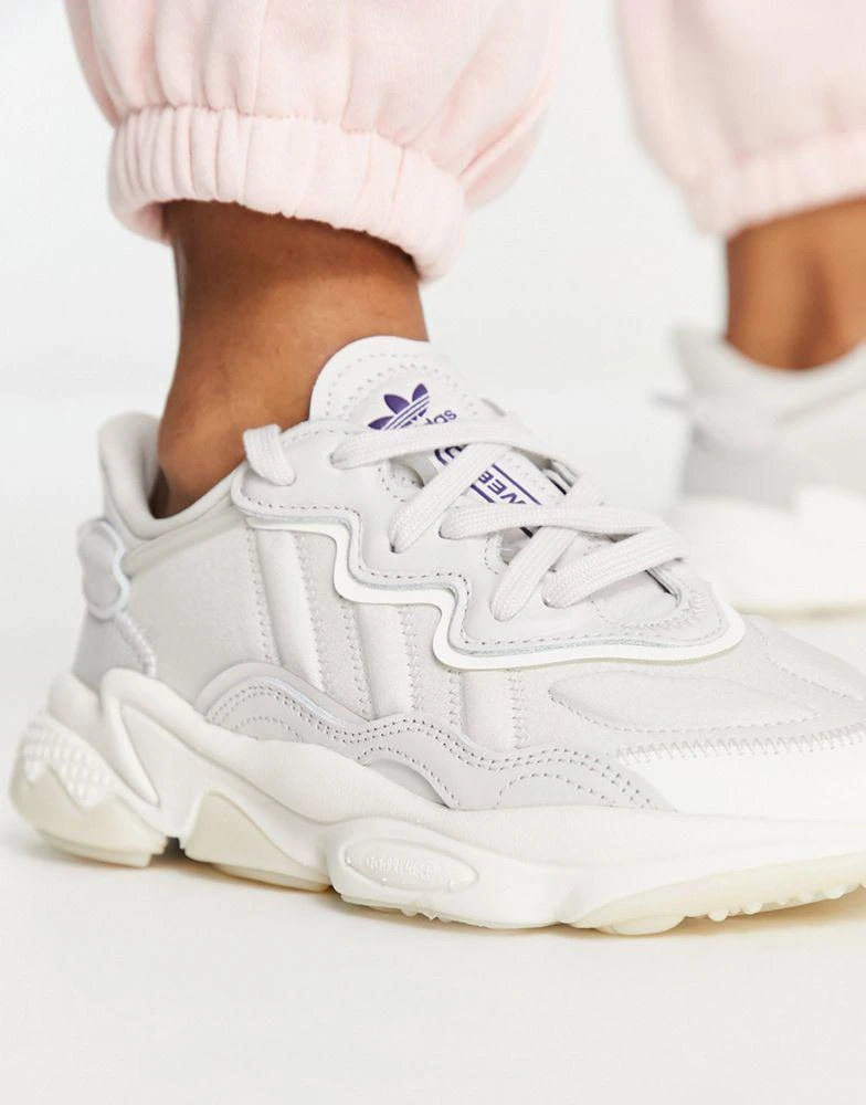 商品Adidas|adidas Originals Ozweego trainers in grey,价格¥873,第2张图片详细描述