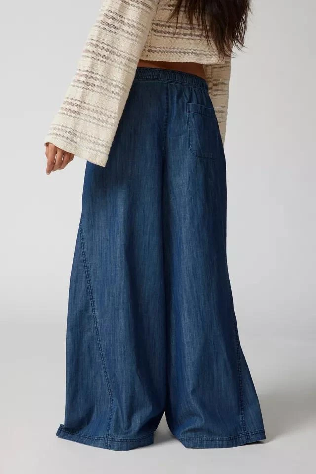 商品BDG|BDG Adriane Pull-On Wide-Leg Jean,价格¥522,第5张图片详细描述