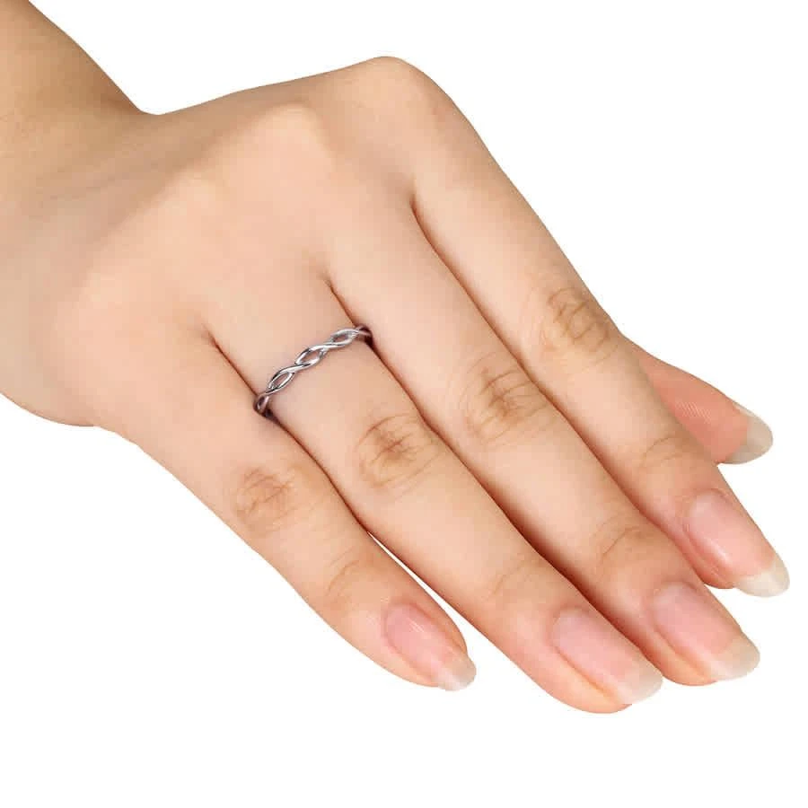 商品Amour|Infinity Wedding Band in 14K White Gold,价格¥1901,第3张图片详细描述