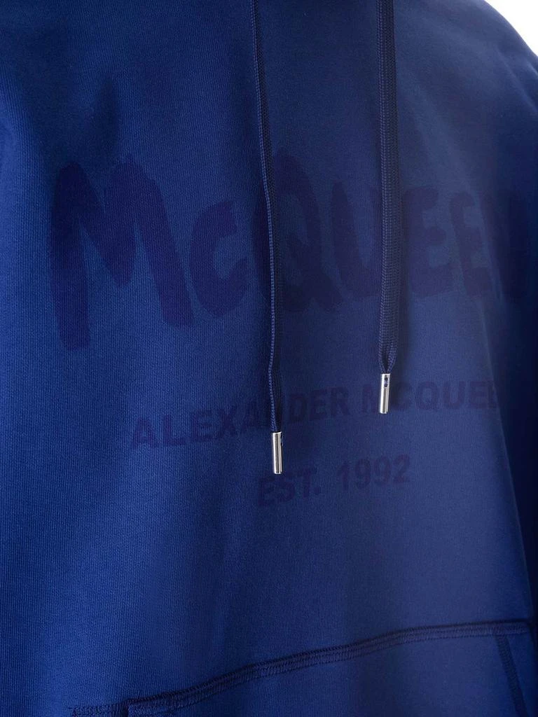 商品Alexander McQueen|Alexander McQueen Logo Printed Drawstring Hoodie,价格¥3362,第3张图片详细描述