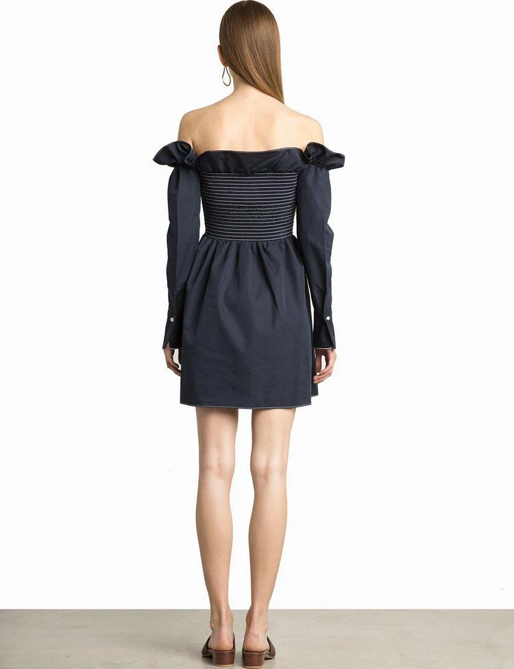 商品Pixie Market|Lana Navy Smocked OTS Dress,价格¥599,第4张图片详细描述
