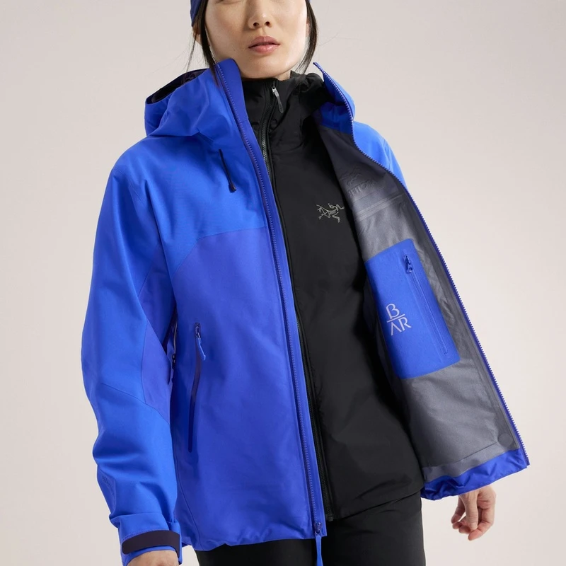 ARC TERYX/始祖鸟 BETA AR女士蓝色Gore-Tex Pro面料夹克 商品