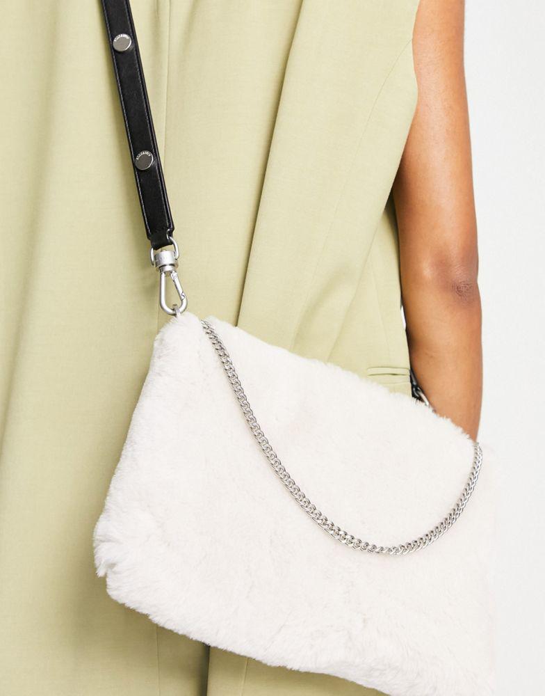 AllSaints Eve shearling crossbody bag in white商品第2张图片规格展示