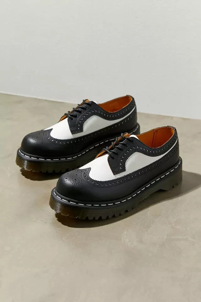 商品Dr. Martens|Dr. Martens 3989 Bex Brogue Leather Oxford,价格¥1141,第3张图片详细描述