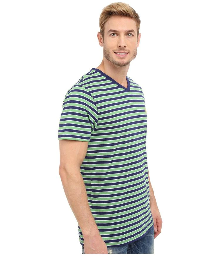 商品U.S. POLO ASSN.|Candy Striped V-Neck T-Shirt,价格¥219,第4张图片详细描述