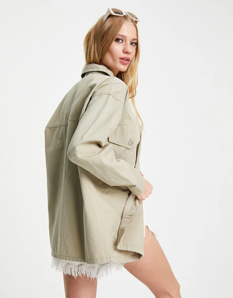 商品Topshop|Topshop oversized lightweight shacket in brown,价格¥279,第2张图片详细描述