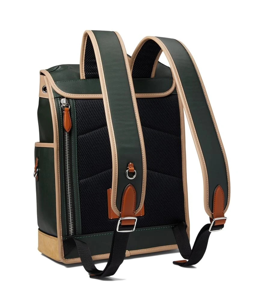 商品Coach|League Flap Backpack,价格¥4458,第2张图片详细描述