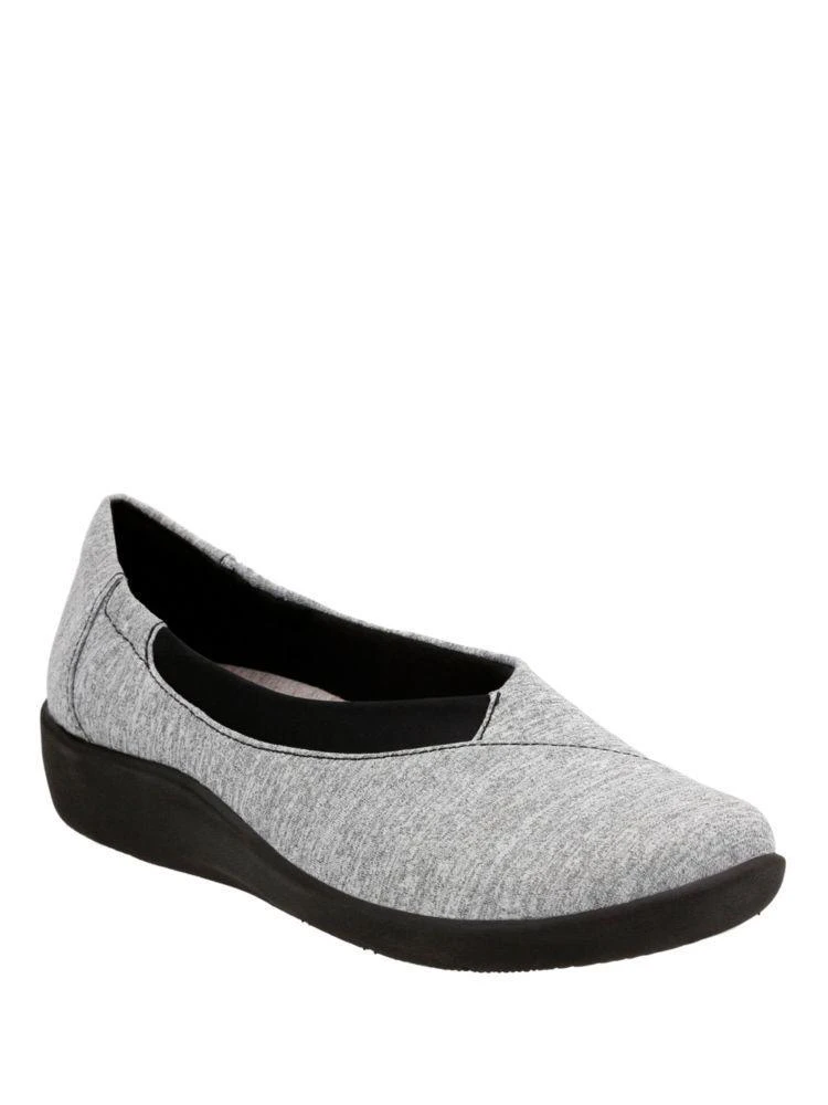 商品Clarks|Sillian Jetay Round Toe Slip-On Shoes,价格¥192,第2张图片详细描述