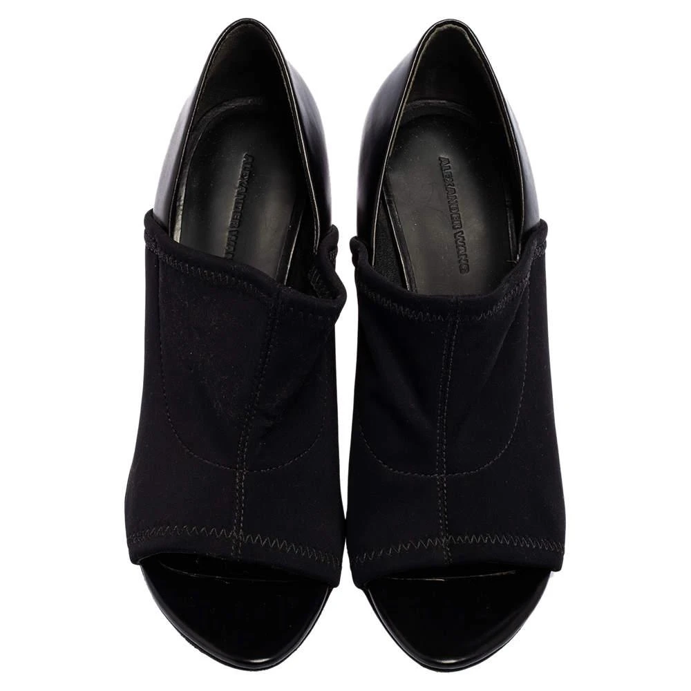商品[二手商品] Alexander Wang|Alexander Wang Black Leather And Stretch Fabric Alla Wedge Pumps Size 38,价格¥807,第3张图片详细描述