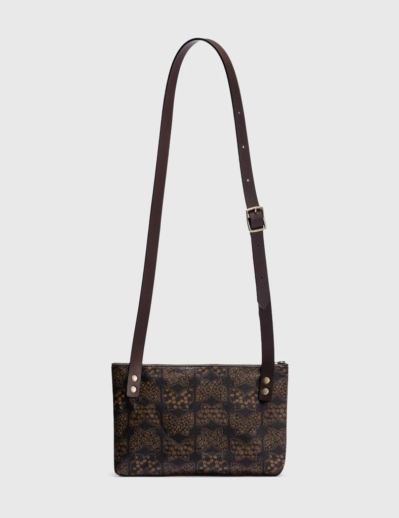 商品Needles|Papillon PVC Shoulder Pouch,价格¥1348,第3张图片详细描述