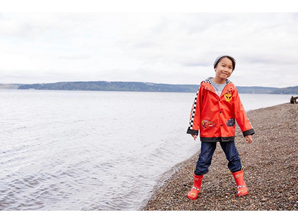 商品Western Chief|Lightning McQueen Raincoat (Toddler/Little Kids),价格¥273,第4张图片详细描述