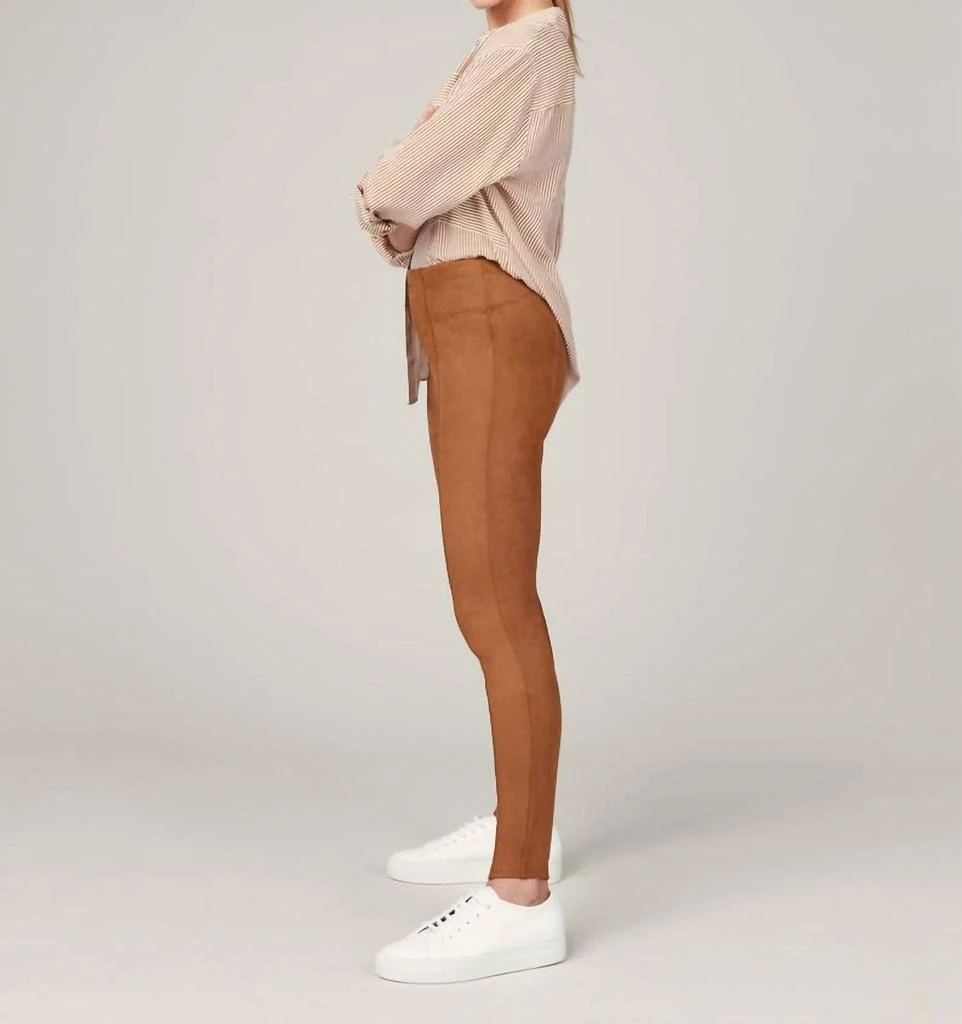 商品SPANX|Faux Suede Leggings in Rich Caramel,价格¥788,第3张图片详细描述