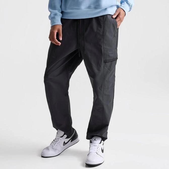商品Jordan|Men's Jordan Essentials Nylon Woven Pants,价格¥549,第3张图片详细描述
