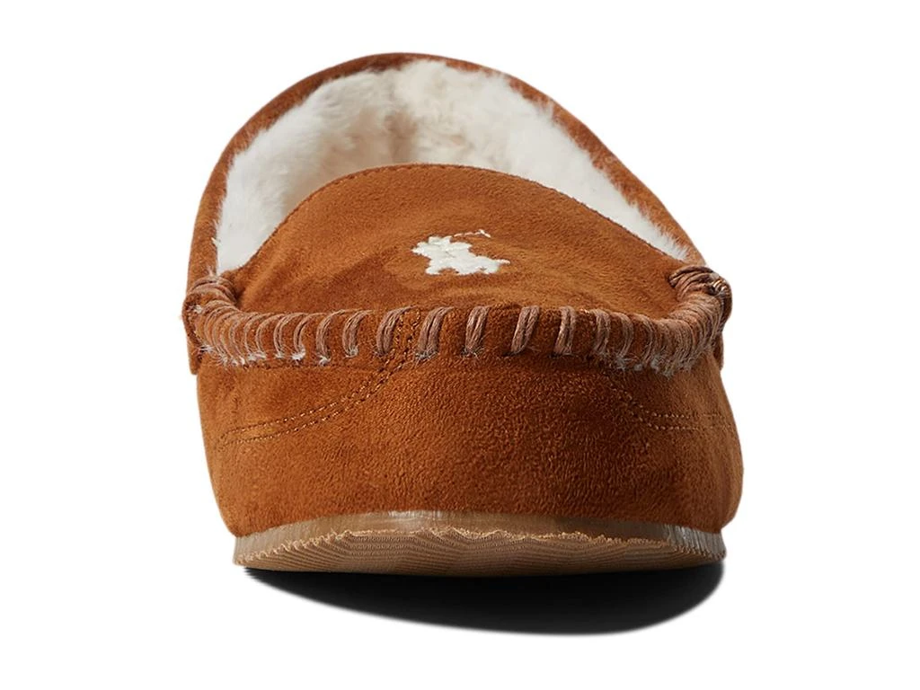 Dezi V Moccasin Slipper 商品