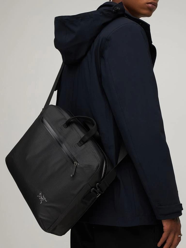 商品Arc'teryx|15l Granville Briefcase,价格¥1060,第2张图片详细描述