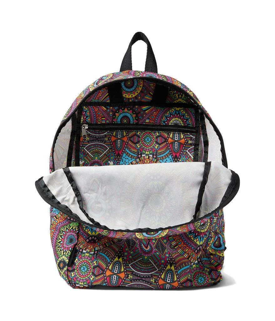 商品Sakroots|On The Go Packable Backpack,价格¥553,第3张图片详细描述