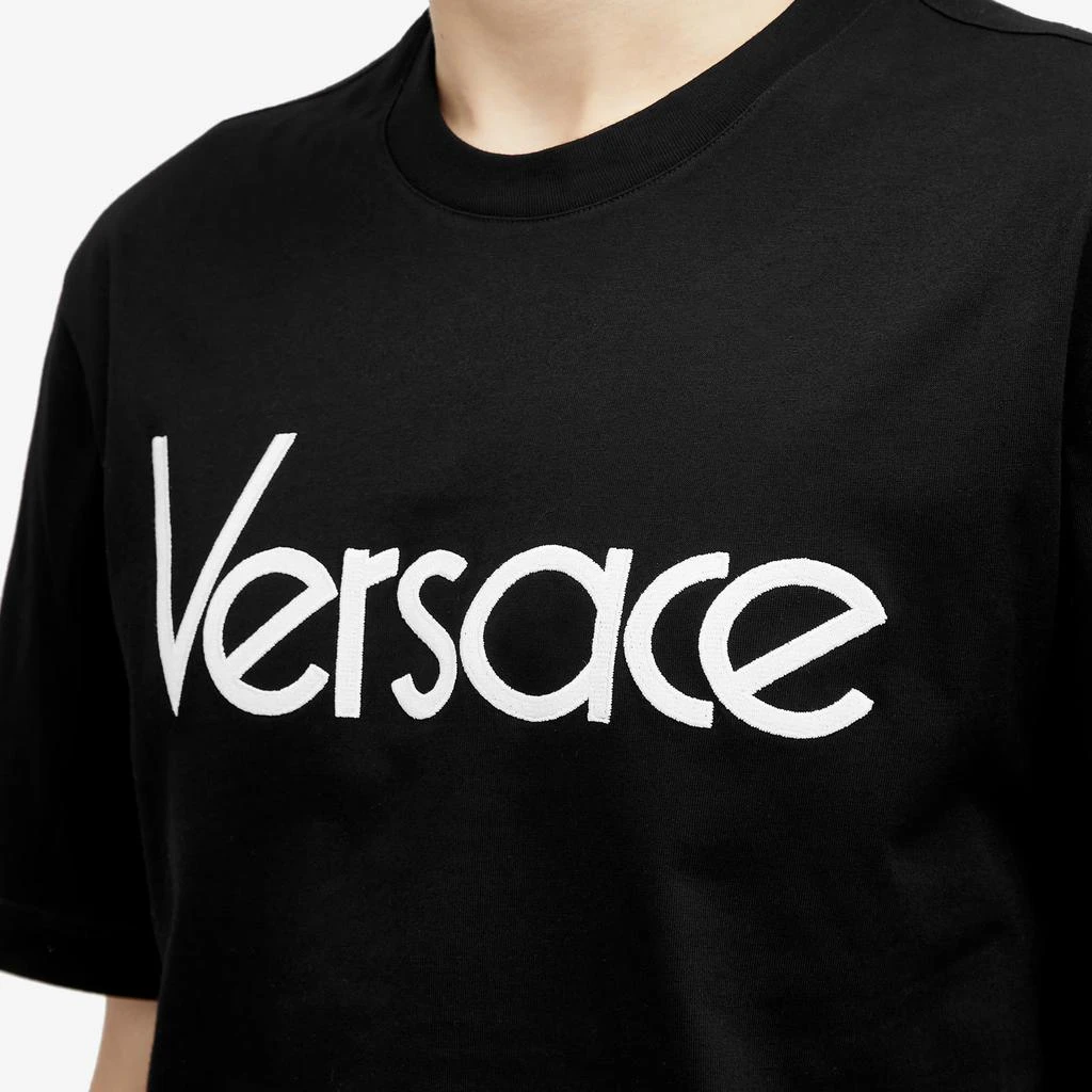 商品Versace|Versace Tribute Embroidered Tee,价格¥1841,第5张图片详细描述