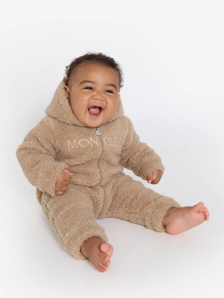 商品Moncler|Baby Faux Shearling Romper in Beige,价格¥2707,第1张图片