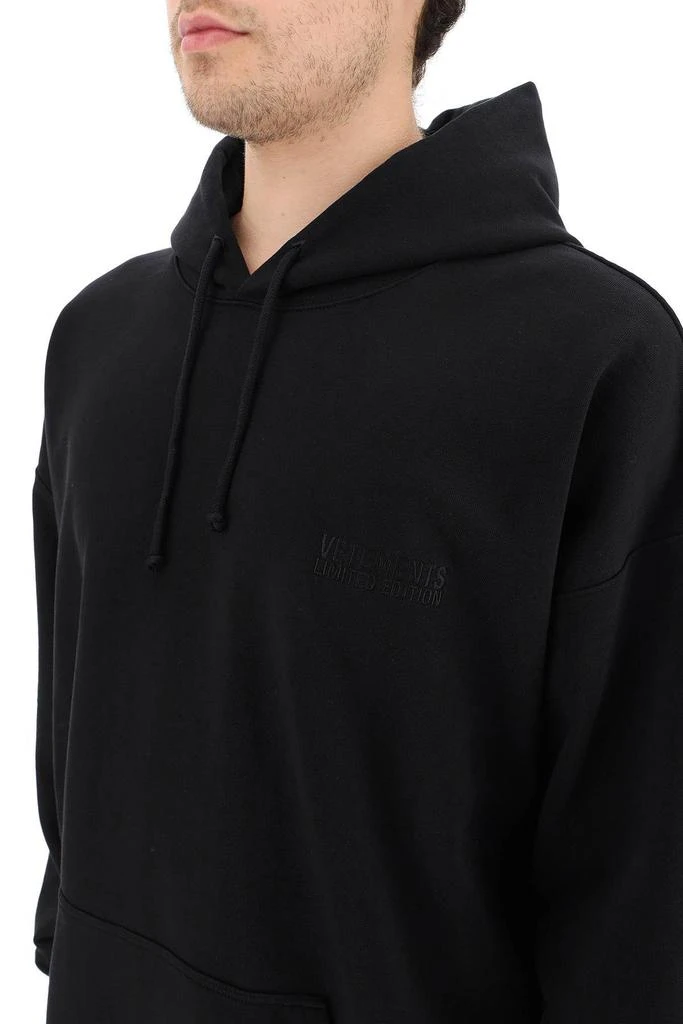 商品Vetements|LOGO EMBROIDERED HOODIE,价格¥2141,第5张图片详细描述
