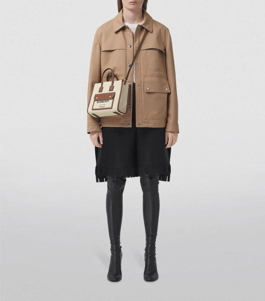 商品Burberry|Mini Canvas Freya Tote Bag,价格¥9937,第2张图片详细描述