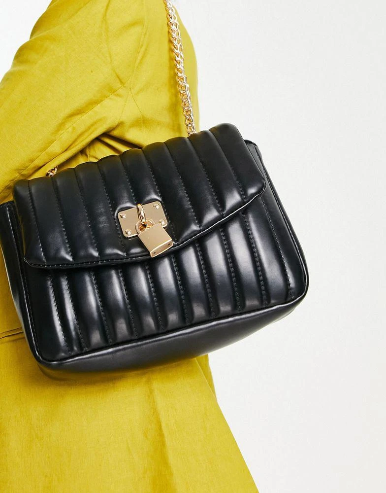 商品ASOS|ASOS DESIGN adjustable quilted shoulder bag with padlock in black,价格¥88,第3张图片详细描述