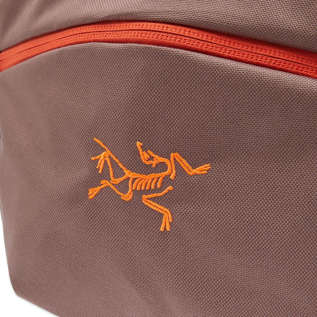 商品Arc'teryx|Arc'teryx Mantis 2 Medium Waist Pack,价格¥293,第2张图片详细描述