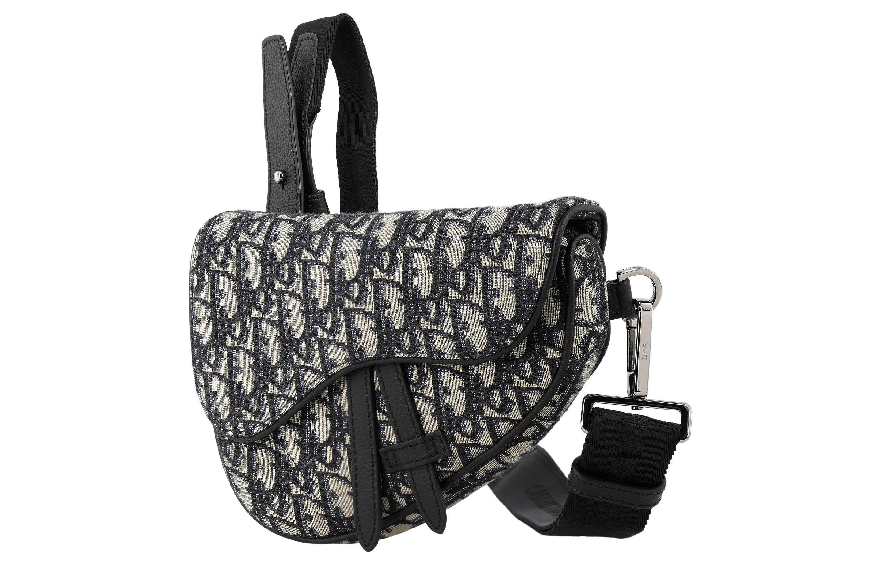 商品[国内直发] Dior|迪奥 Saddle 斜纹提花老花满印 刺绣皮革 马鞍包单肩手提斜挎包 迷你 男女同款情侣款 米色/黑色,价格¥18564,第3张图片详细描述