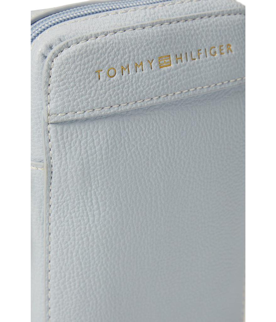 商品Tommy Hilfiger|Andrea II Phone Crossbody,价格¥180-¥234,第6张图片详细描述