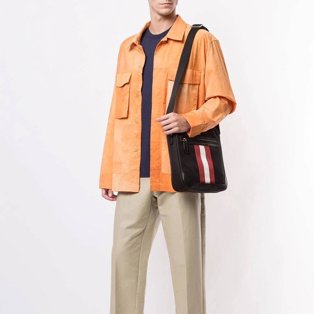 BALLY 男士黑色条纹徽标单肩斜挎包 6231807 商品