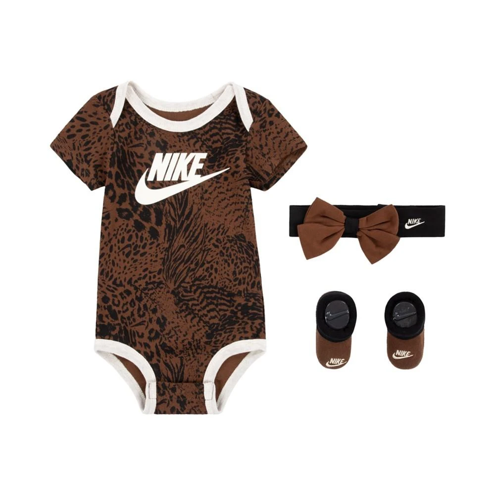 商品NIKE|Baby Girls Bodysuit, Headband and Booties, 3 Piece Set,价格¥134,第1张图片