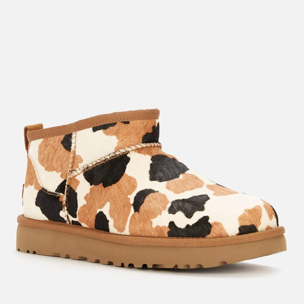 商品UGG|UGG Women's Classic Ultra Mini Cow Print Boots - Chestnut,价格¥945,第2张图片详细描述