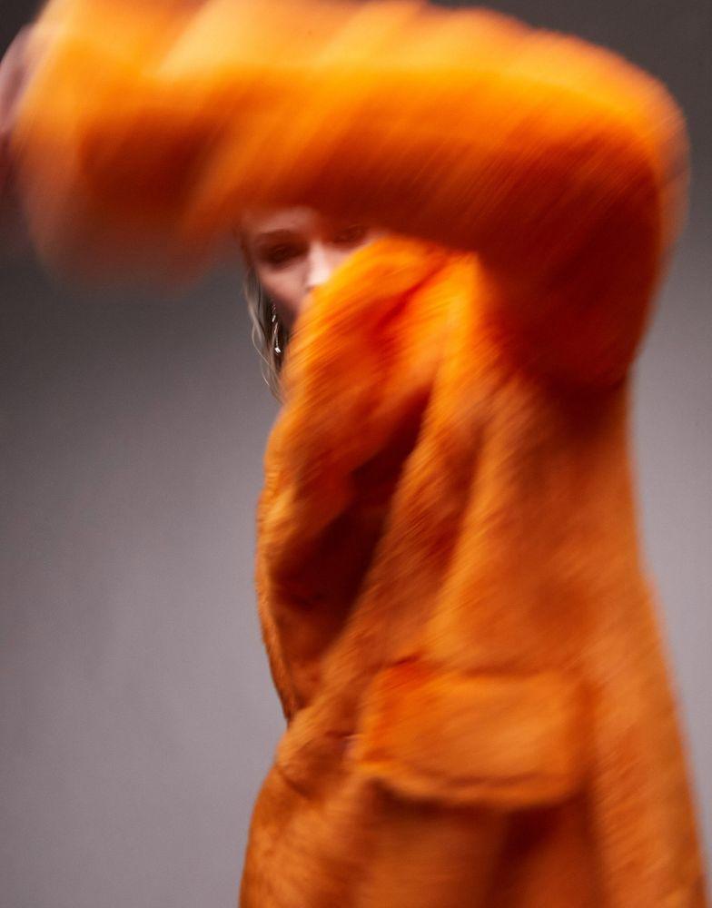 Topshop oversized long-line faux fur coat in bright orange商品第3张图片规格展示