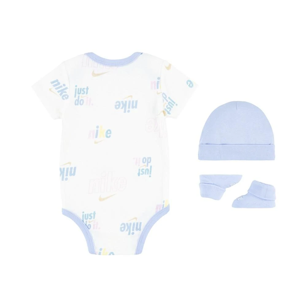 商品NIKE|Baby Boys or Girls All-Over Print Bodysuit, Hat and Booties Gift Box Set, 3-Piece,价格¥135,第2张图片详细描述