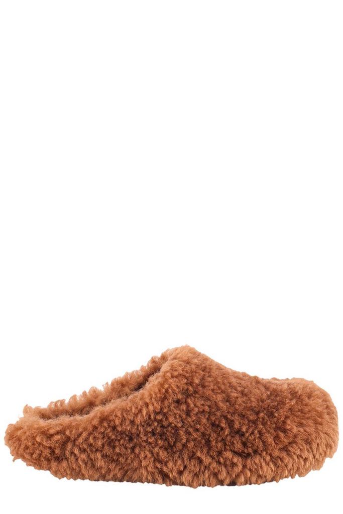 【関税＆送料込み】Marni Slippers Red long hair calfskin Fussbett sabot | Marni