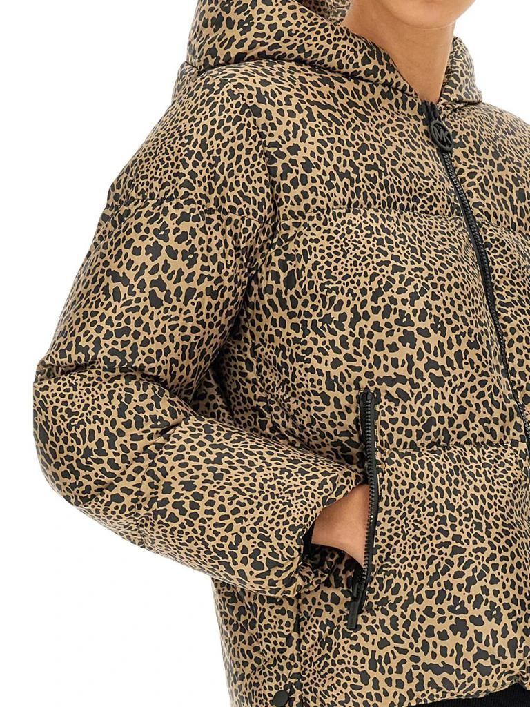 商品Michael Kors|Michael Michael Kors Leopard Print Hooded Down Jacket,价格¥1667,第4张图片详细描述