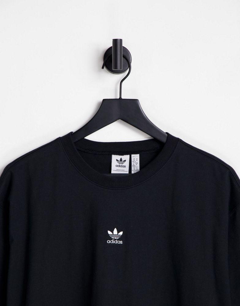 商品Adidas|adidas Originals Plus essentials t-shirt with central logo in black,价格¥205,第4张图片详细描述