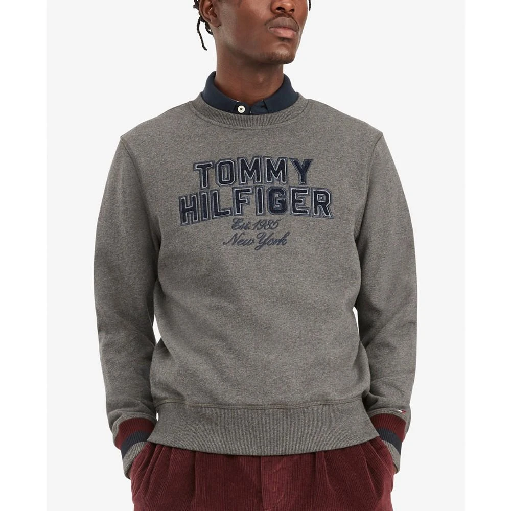 商品Tommy Hilfiger|Slater Embroidered Tufted Chenille Logo Patch Sweatshirt,价格¥238,第1张图片