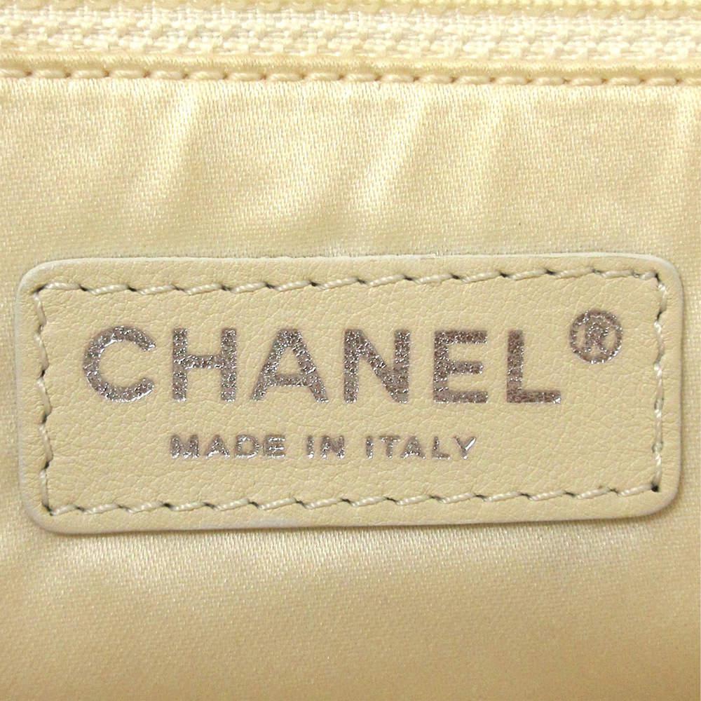 Chanel White Matelasse Reissue East West Tote Bag商品第6张图片规格展示