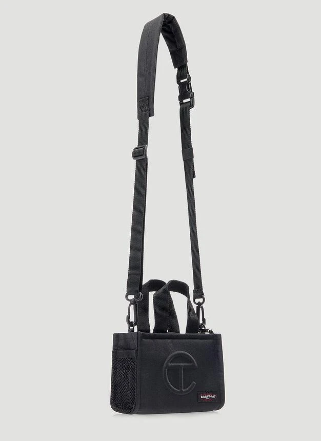 商品Eastpak|Shopper Convertible Small Crossbody Bag in Black,价格¥1218,第1张图片