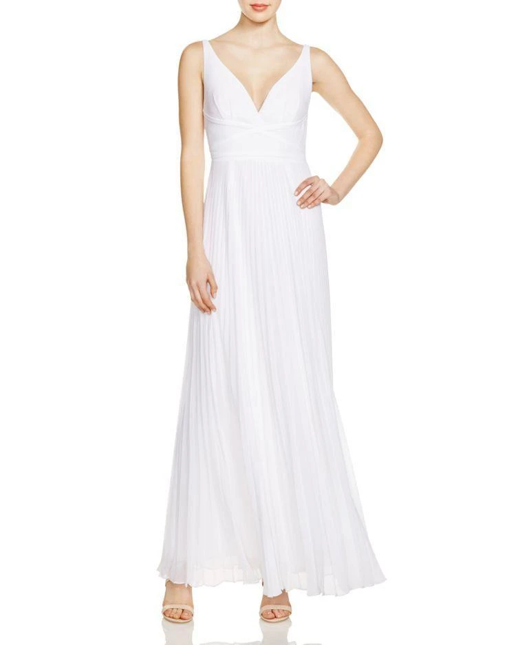 商品Laundry by Shelli Segal|Laundry by Shelli Segal Sleeveless V-Neck Open Back Gown - 100% Exclusive,价格¥2065,第1张图片