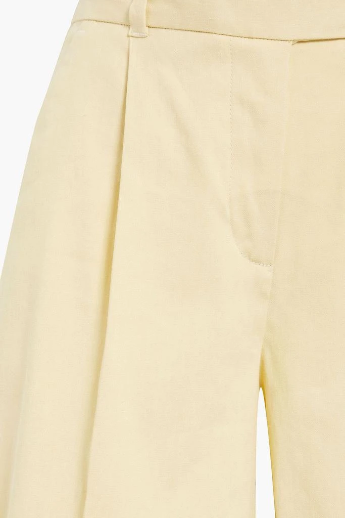 商品IRIS & INK|Felice pleated linen-blend twill shorts,价格¥558,第4张图片详细描述