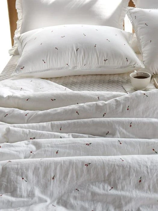 商品BELLELIFE|Mini Tulips Linen Comforter,价格¥2447,第3张图片详细描述